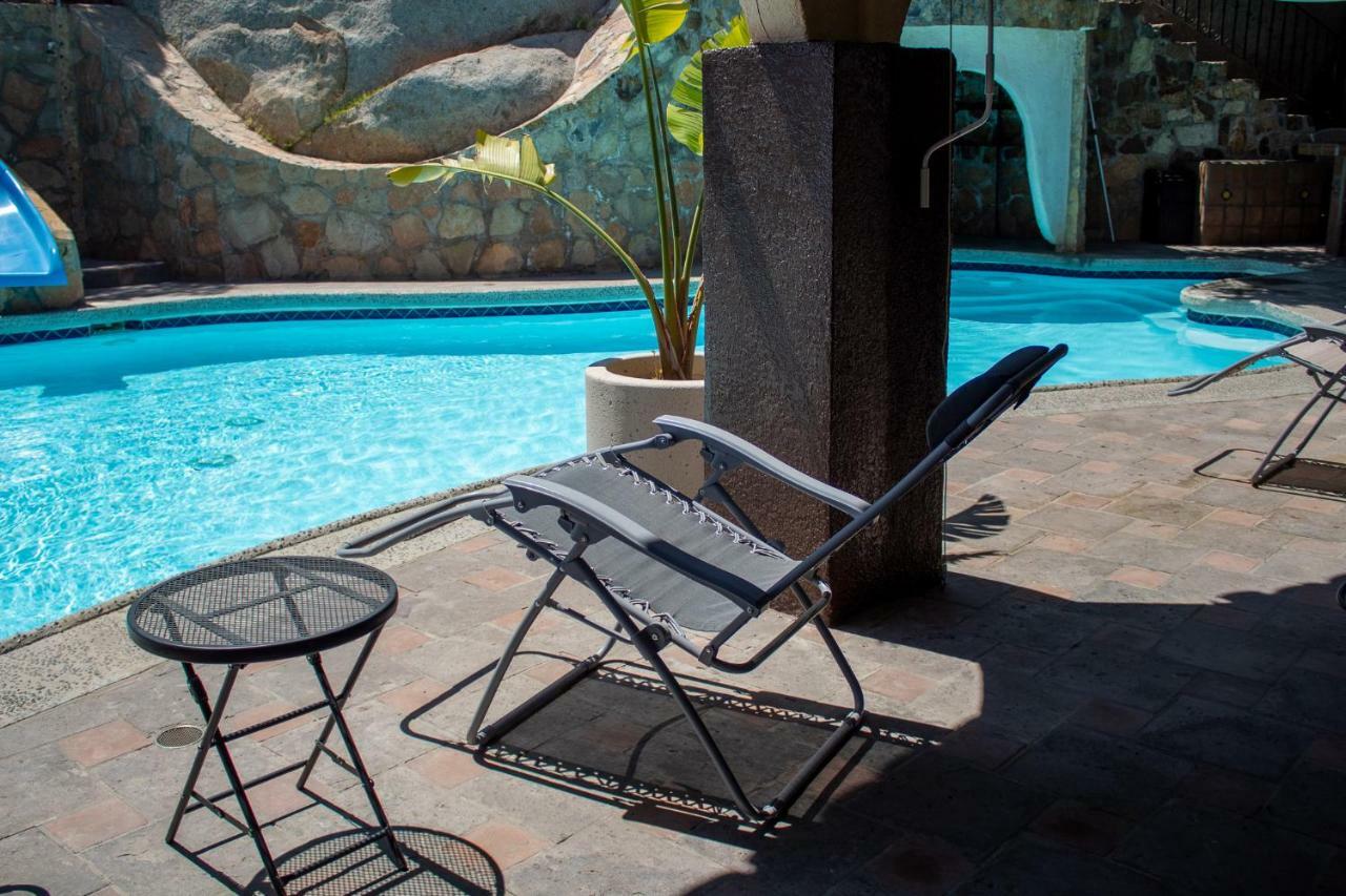 Short Stay Tecate Hotel Boutique Esterno foto